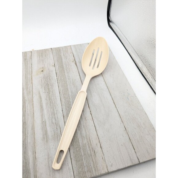 Ekco Slotted Serving Spoon #1 Almond Nylon Plastic 11" Vintage - Picture 1 of 8